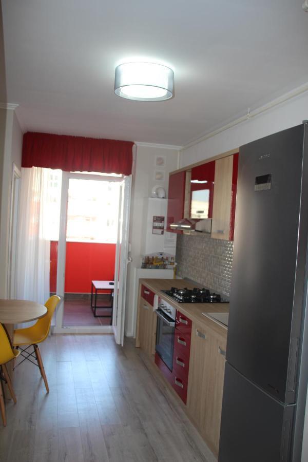 Ferienwohnung Lowcost Tryp Oradea Exterior foto