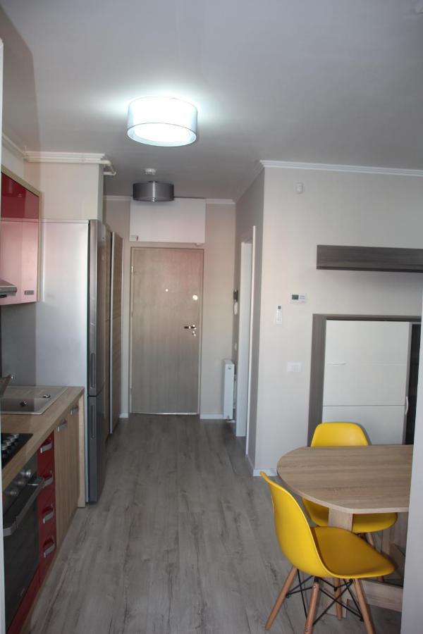 Ferienwohnung Lowcost Tryp Oradea Exterior foto